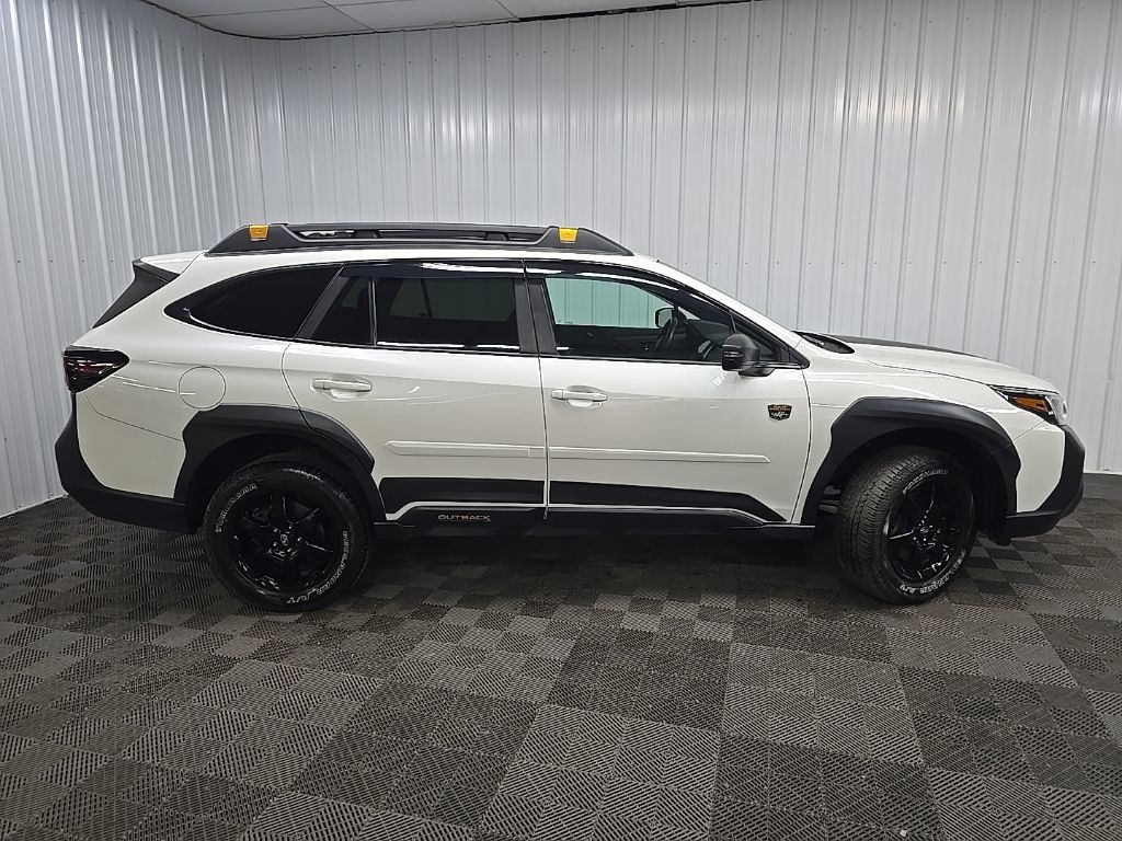 Used 2022 Subaru Outback Wilderness AWD/4WD image 2