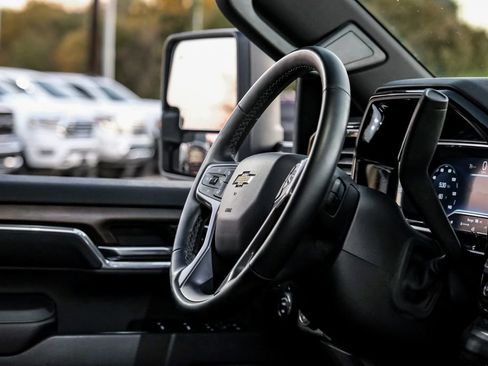 Used 2024 Chevrolet Silverado 3500 High Country w/ High Country Premium Package image 14