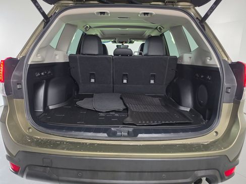 Certified 2024 Subaru Forester Limited image 19