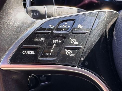 Used 2023 Mercedes-Benz E 350 4MATIC Sedan image 21