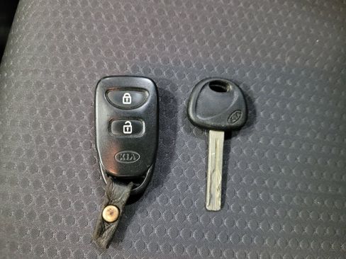 Used 2013 Kia Sorento LX w/ Convenience Pkg image 32