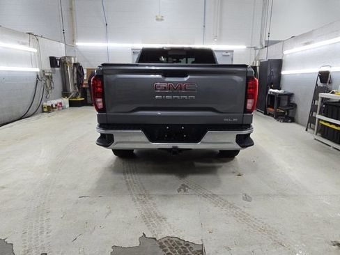 Used 2020 GMC Sierra 1500 SLE w/ SLE Value Package AWD/4WD image 6