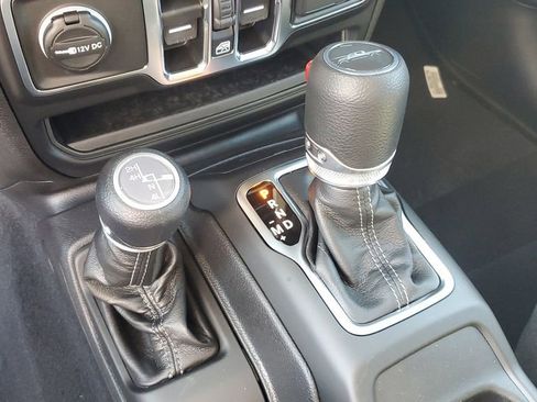 New 2026 Jeep Gladiator Sport image 25