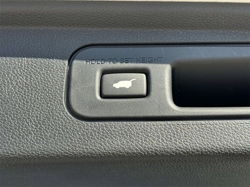 New 2026 Honda Odyssey Touring image 10