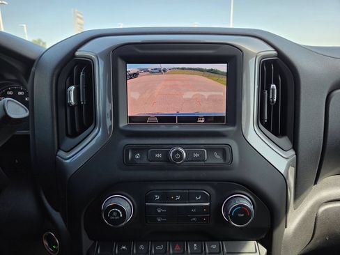 Used 2023 Chevrolet Silverado 1500 Custom RWD image 9