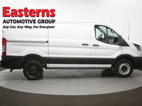 Used 2021 Ford Transit 250 Low Roof RWD image 44