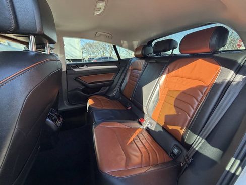 Used 2019 Volkswagen Arteon SEL Premium image 14