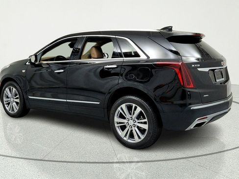 Certified 2023 Cadillac XT5 Premium Luxury w/ Platinum Package AWD/4WD image 3