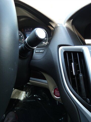 Used 2015 Acura TLX w/ Technology Package FWD image 26