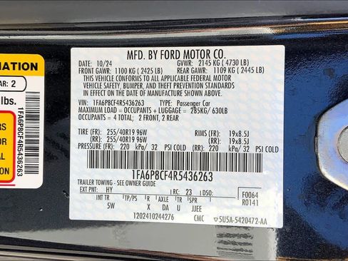 Used 2024 Ford Mustang GT Premium image 36