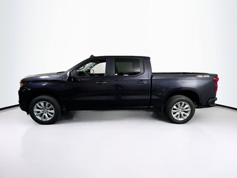 Used 2023 Chevrolet Silverado 1500 Custom image 8