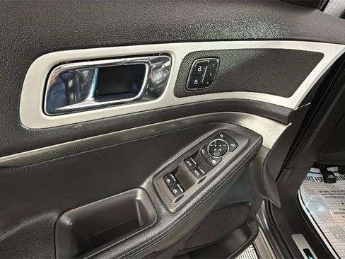 Used 2015 Ford Explorer Sport w/ Equipment Group 401A image 27