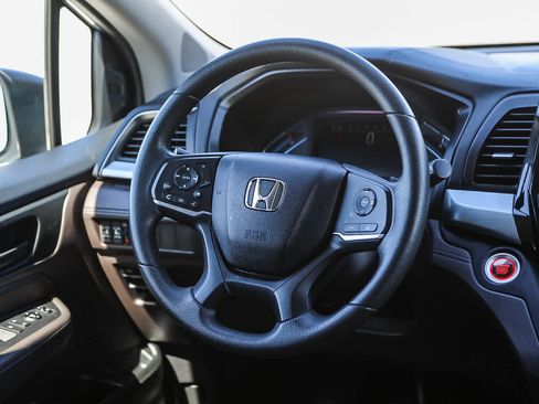 Used 2020 Honda Odyssey EX image 15