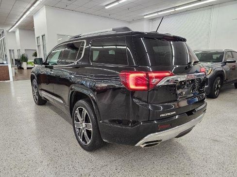Used 2019 GMC Acadia Denali image 6