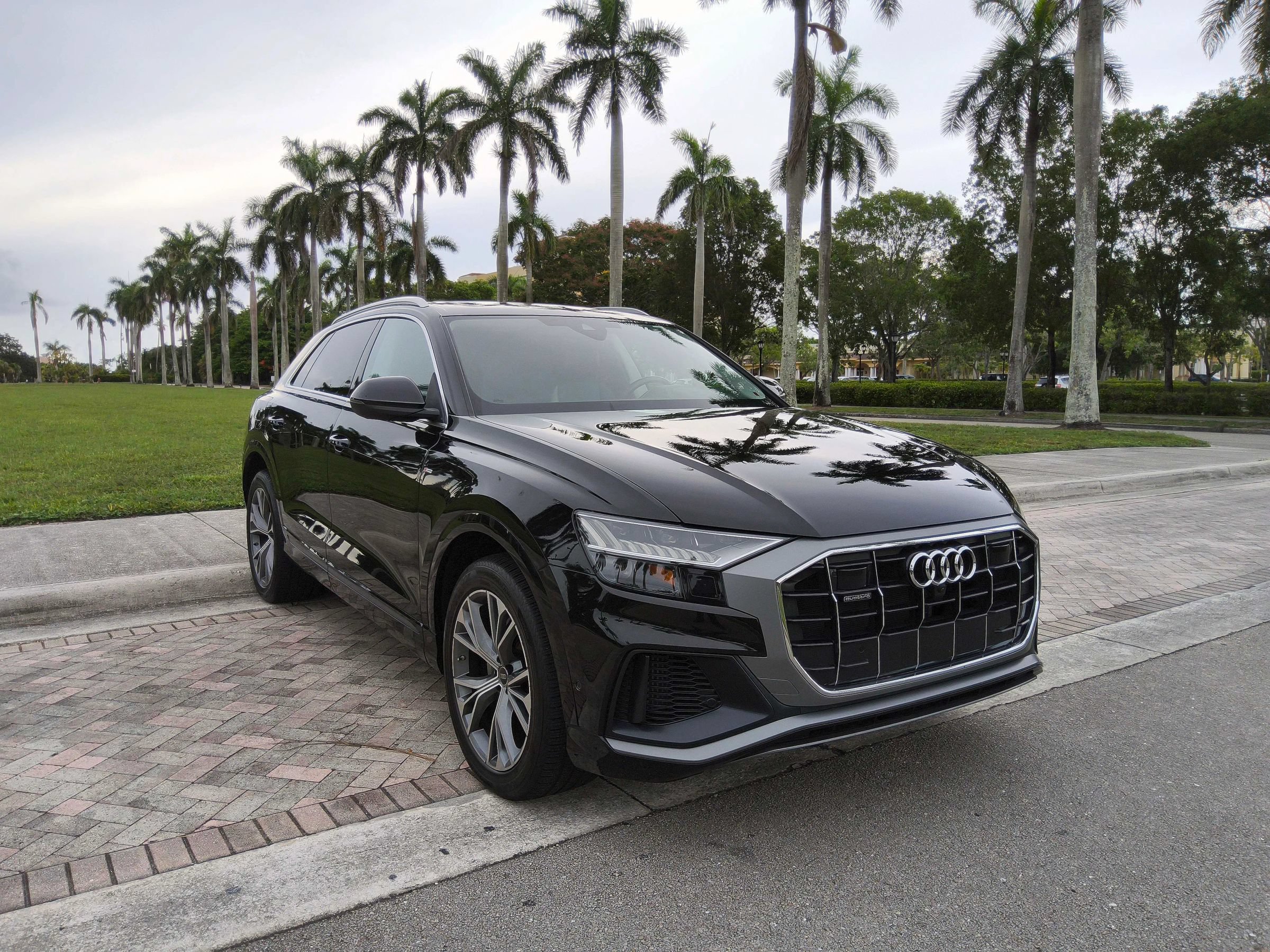 Used 2023 Audi Q8 Premium Plus w/ Premium Plus Package AWD/4WD image 1