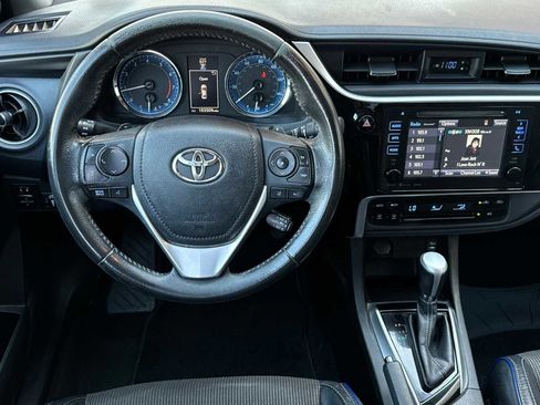 Used 2017 Toyota Corolla L image 16
