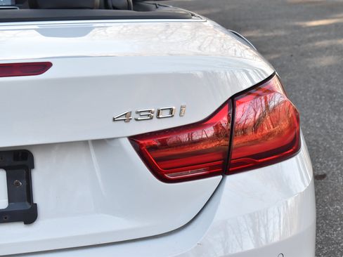 Used 2018 BMW 430i Convertible image 22