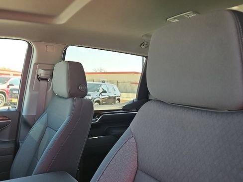 New 2026 GMC Sierra 1500 Elevation image 11