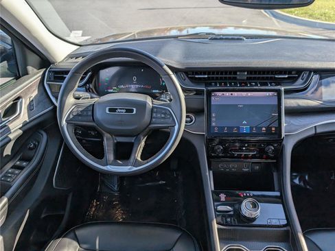 Used 2023 Jeep Grand Cherokee 4xe image 18