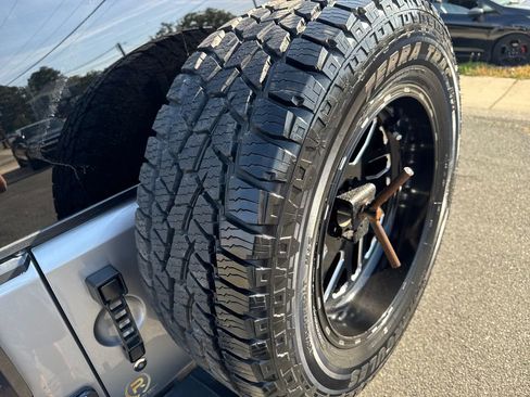 Used 2016 Jeep Wrangler Unlimited Sport w/ Quick Order Package 24S AWD/4WD image 25