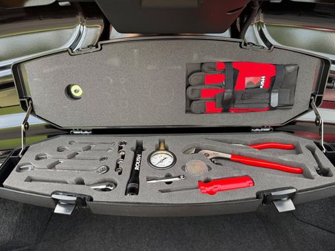 Used 2007 Ford Mustang GT Premium RWD image 34