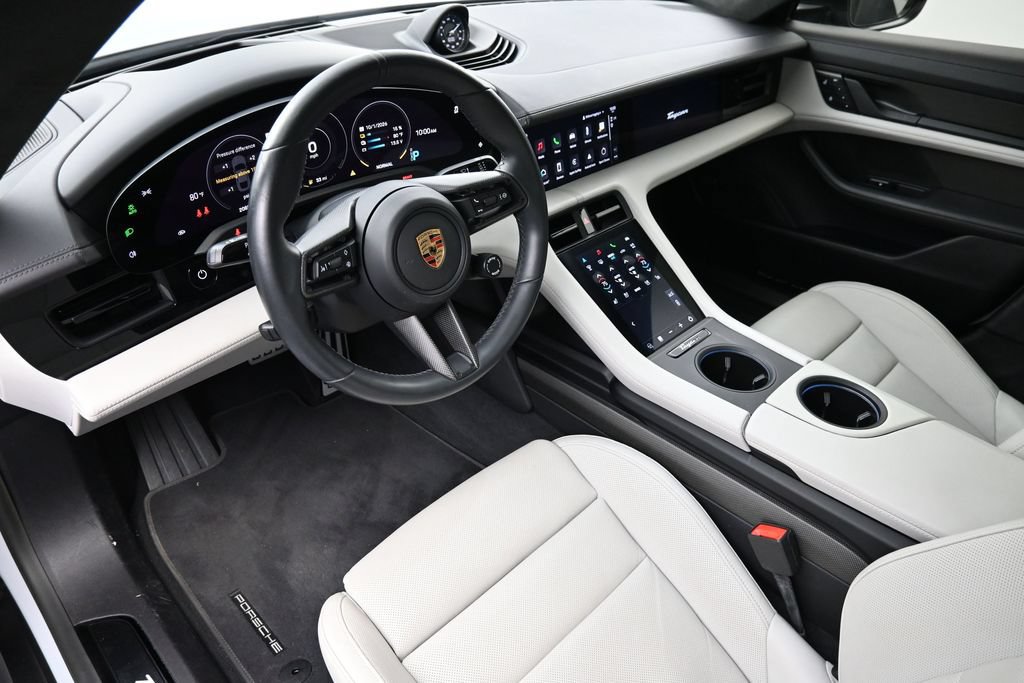Certified 2023 Porsche Taycan GTS AWD/4WD image 4
