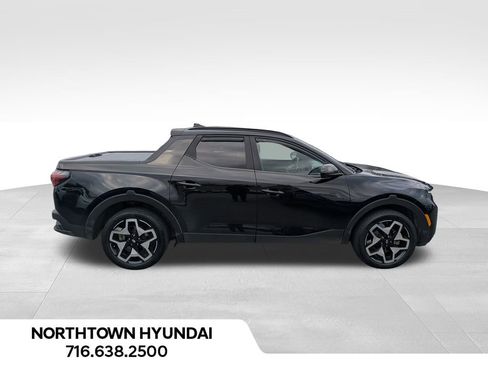 Used 2022 Hyundai Santa Cruz Limited image 3
