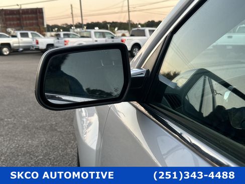 Used 2017 GMC Terrain SLT image 10