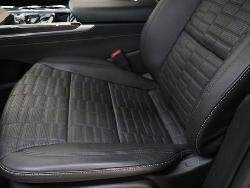 Used 2025 Cadillac Escalade V image 87