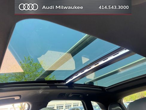 Used 2023 Audi SQ5 Premium Plus w/ Premium Plus Package AWD/4WD image 8
