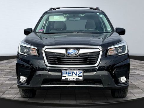 Used 2021 Subaru Forester Premium AWD/4WD image 2
