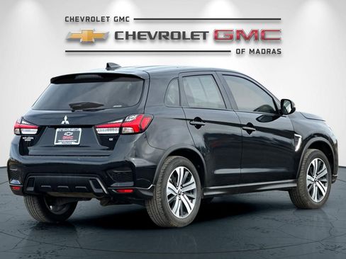 Used 2024 Mitsubishi Outlander Sport SE image 3