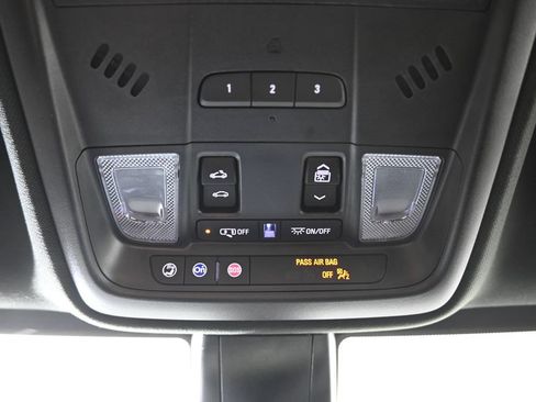 Used 2025 Cadillac XT5 Sportv w/ Technology Package AWD/4WD image 34