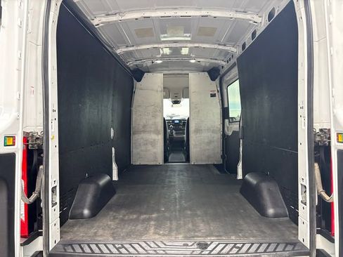 Used 2024 Ford Transit 250 148 Medium Roof w/ Load Area Protection Package RWD image 14