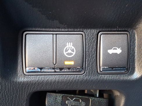 Used 2015 INFINITI Q70 3.7 w/ Sport Package image 26