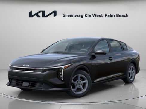 New 2026 Kia K4 LXS image 3
