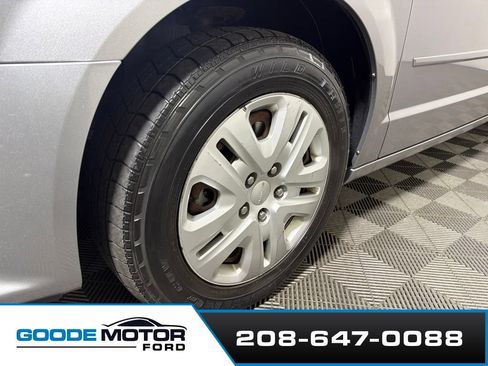 Used 2016 Dodge Grand Caravan SE w/ Quick Order Package 29E SE FWD image 26