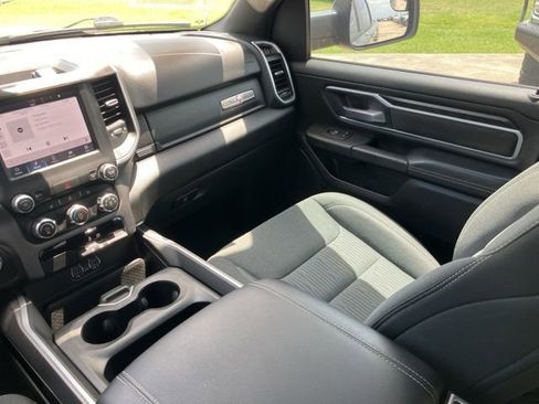 Used 2023 RAM 1500 2WD Crew Cab image 18