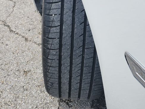 Used 2015 BMW 750Li RWD image 11