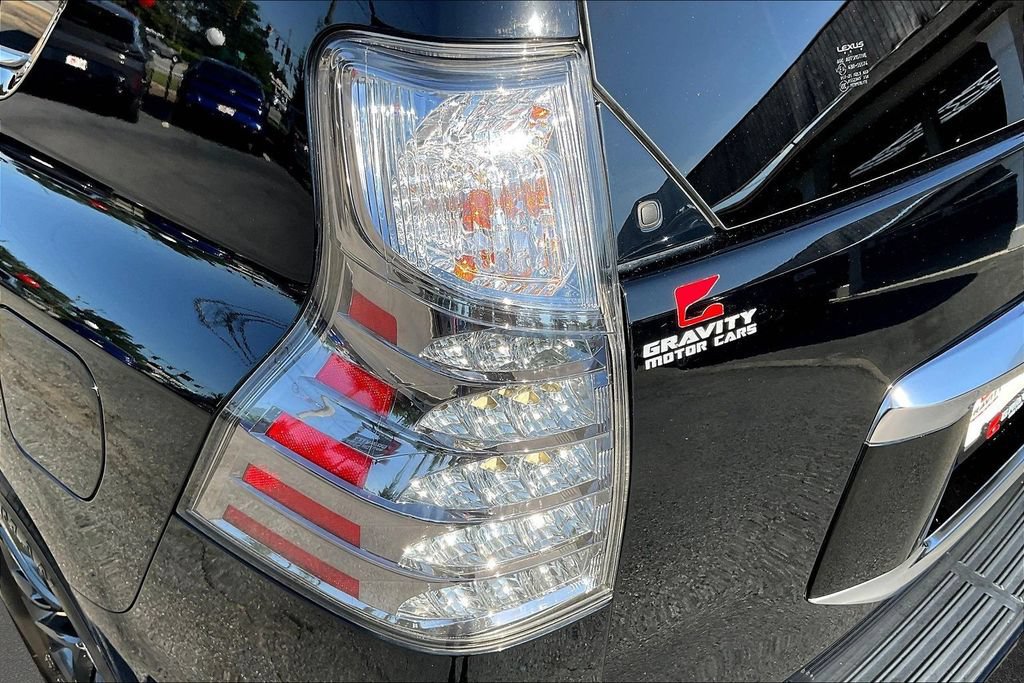Used 2022 Lexus GX 460 Premium w/ Premium Package AWD/4WD image 23