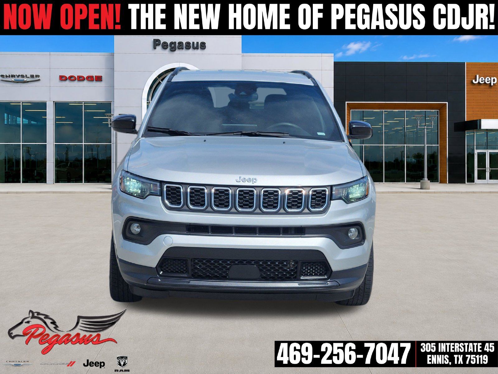 Used 2024 Jeep Compass Latitude AWD/4WD image 6