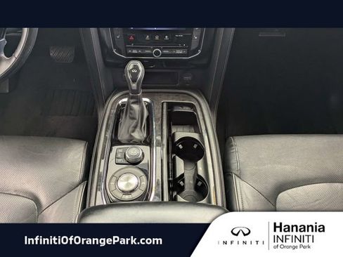 Used 2021 INFINITI QX80 Luxe image 20