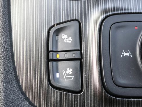 Used 2023 GMC Acadia SLT w/ Elevation Edition AWD/4WD image 25
