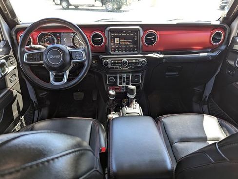 Certified 2023 Jeep Gladiator Rubicon w/ Cold Weather Group AWD/4WD image 7