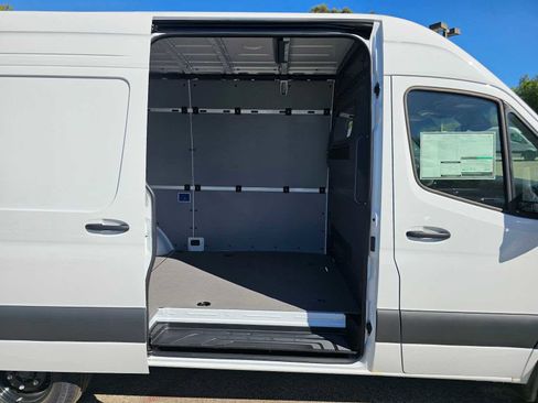 Used 2024 Mercedes-Benz Sprinter 3500 image 12