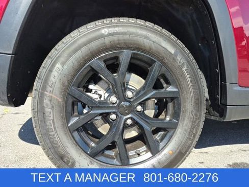 New 2026 Jeep Grand Cherokee Altitude image 5