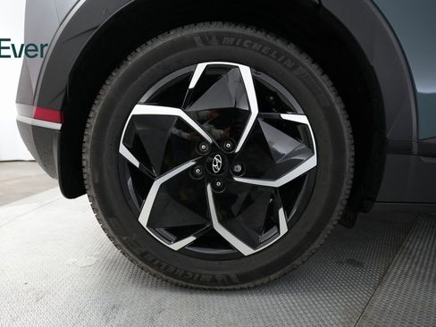 Used 2024 Hyundai Ioniq 5 SEL image 17