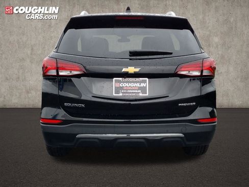 Used 2024 Chevrolet Equinox Premier image 4