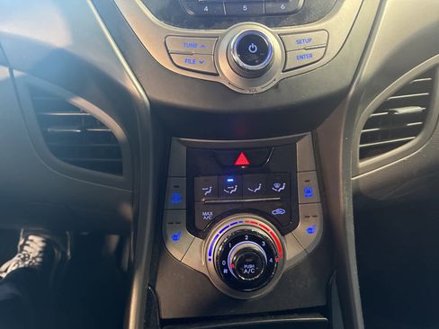 Used 2013 Hyundai Elantra GLS w/ Preferred Pkg image 26