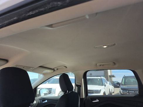 Used 2018 Ford Escape SE image 10